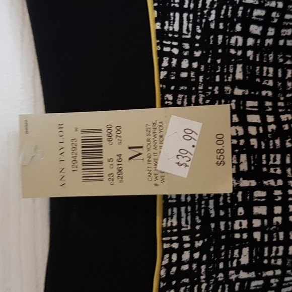 ANN TAYLOR Top - size medium - Picture 2 of 5